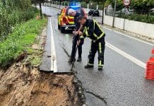 Deslizamento de terras em Janas interdita circulação de pesados