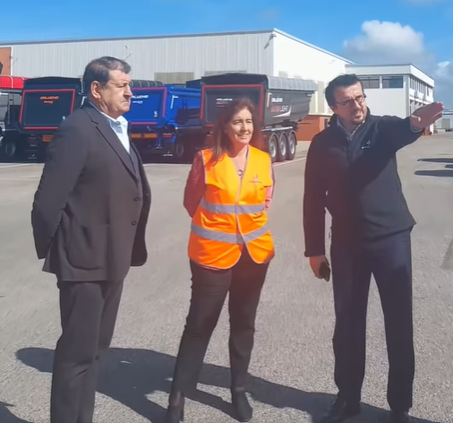 Ana Mendes Godinho nos Galuchos Ana Mendes Godinho na empresa Galucho