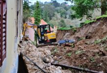 Derrocada do muro da Quinta do Palácio da Vila. Não há vítimas