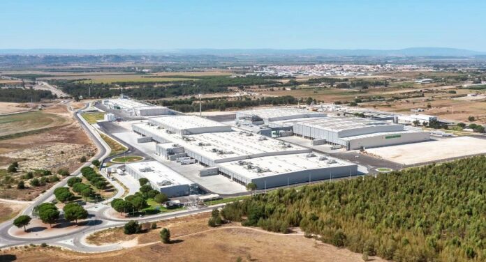 Almeirim Foto aérea do Bloco Logístico da Mercadona em Almeirim