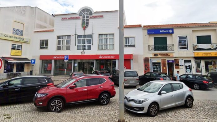 Junta freguesia da terrugem imagem google maps