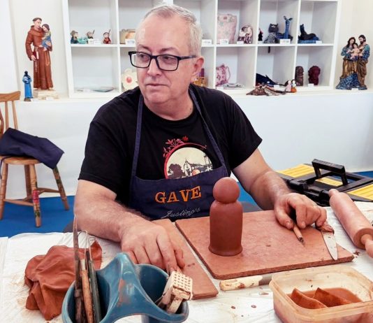 Academia do Artesanato arranca em Queluz com formação em cerâmica