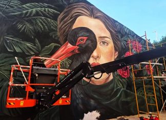 Natureza e arte dão nova vida à Travessa Elias Garcia, em Queluz